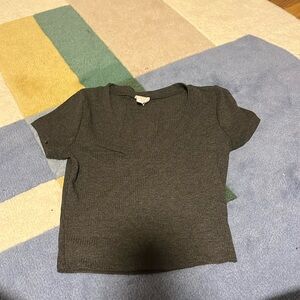 V neck tight cropped top!